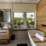 Zen House * Ζαντάρ